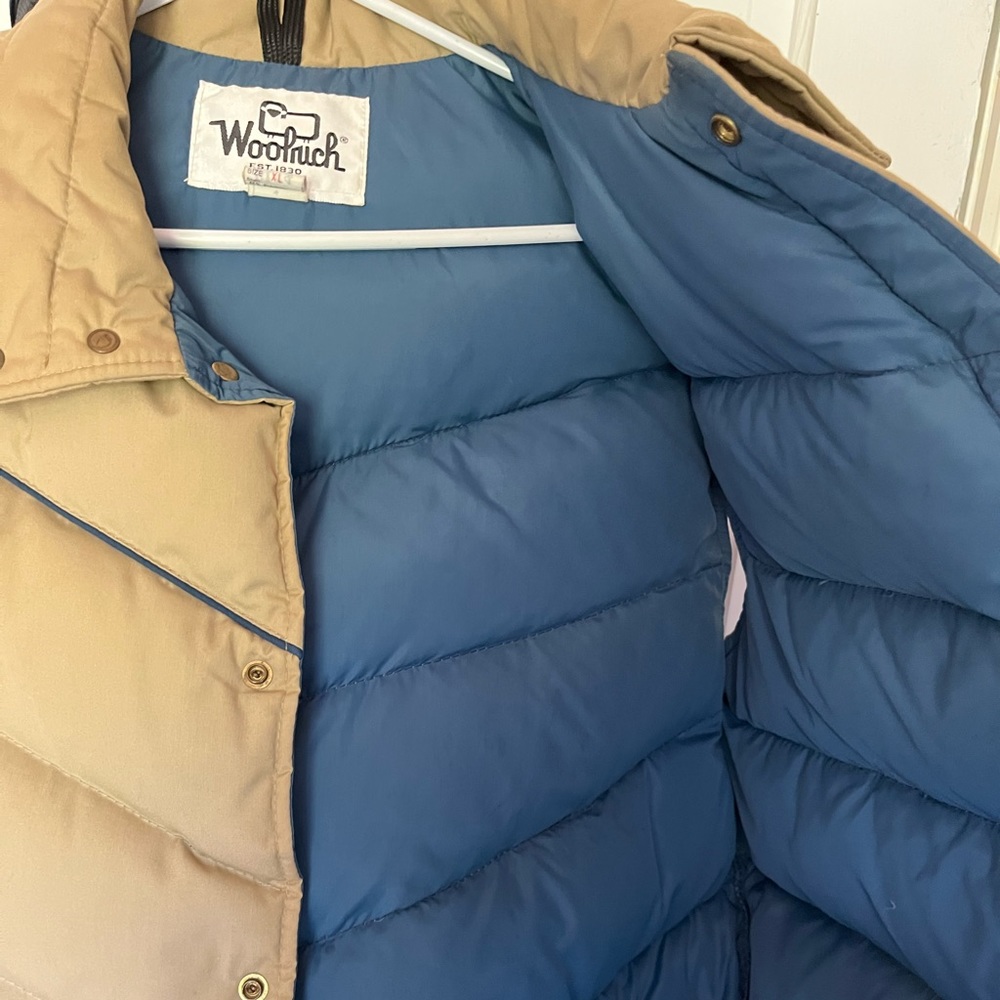 Vintage 1980’s Woolrich Goose Down Vest in excellent condition (Size XL)